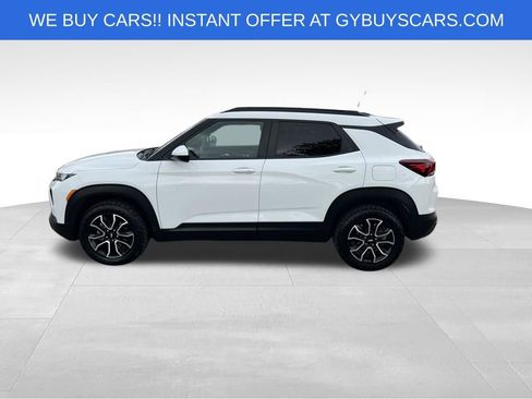 Used 2021 Chevrolet TrailBlazer ACTIV w/ Convenience Package AWD/4WD image 3