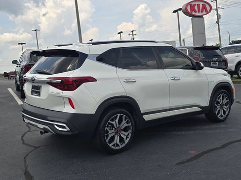 Used 2021 Kia Seltos SX w/ SX Sunroof Package AWD/4WD image 3