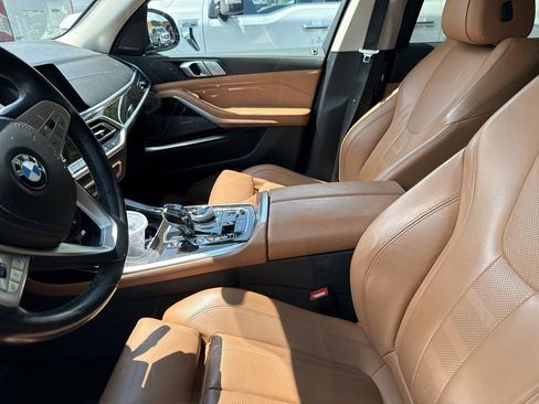 Used 2019 BMW X7 xDrive40i w/ Premium Package AWD/4WD image 8