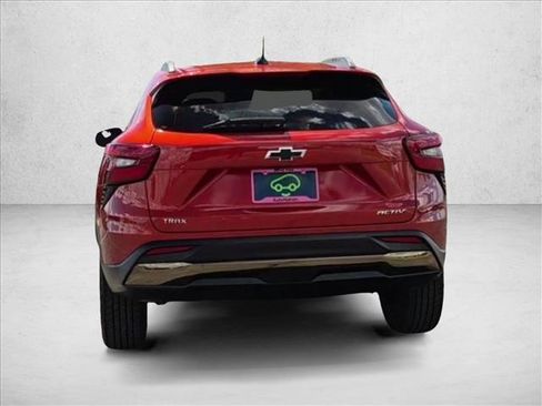 Used 2024 Chevrolet Trax ACTIV w/ Driver Confidence Package FWD image 7