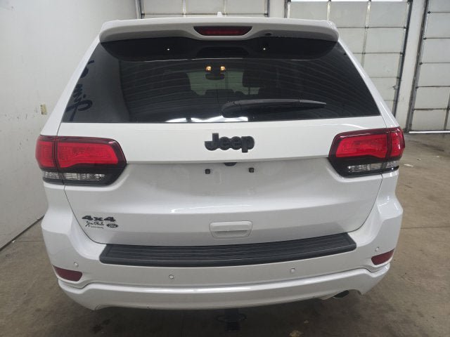 Used 2019 Jeep Grand Cherokee Altitude AWD/4WD image 11