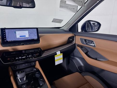 New 2026 Nissan Rogue Platinum w/ Platinum Premium Package image 22