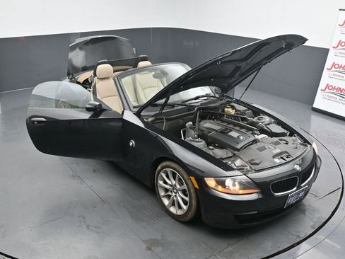 Used 2008 BMW Z4 3.0i image 25