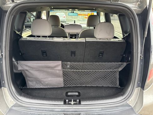 Used 2018 Kia Soul image 11