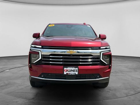 New 2026 Chevrolet Suburban LT w/ Comfort Package AWD/4WD image 2