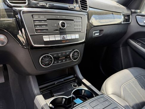 Used 2019 Mercedes-Benz GLS 450 4MATIC w/ Premium 1 Package image 42