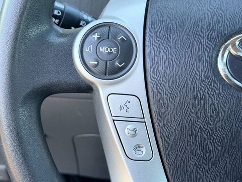 Used 2012 Toyota Prius V Five FWD image 36