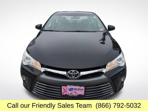 Used 2016 Toyota Camry LE image 10