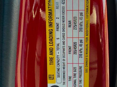 Used 2023 Tesla Model X image 38