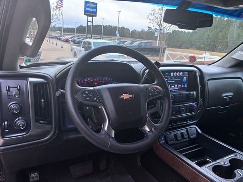 Used 2018 Chevrolet Silverado 2500 LTZ w/ Duramax Plus Package image 25
