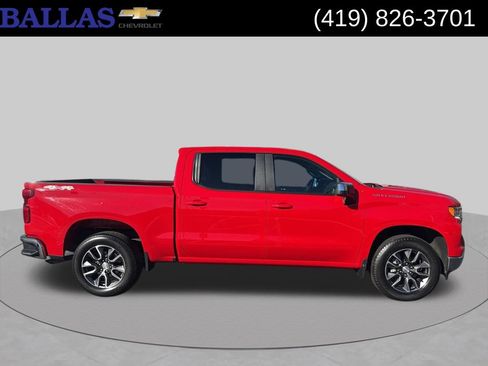 Certified 2022 Chevrolet Silverado 1500 LT AWD/4WD image 24