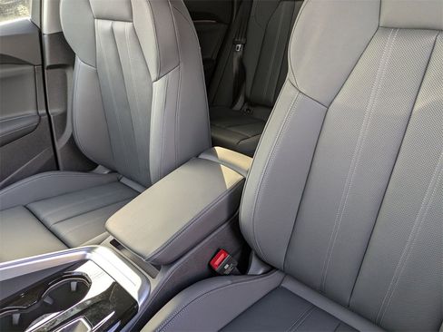 New 2025 Audi Q5 2.0T Premium Plus image 16