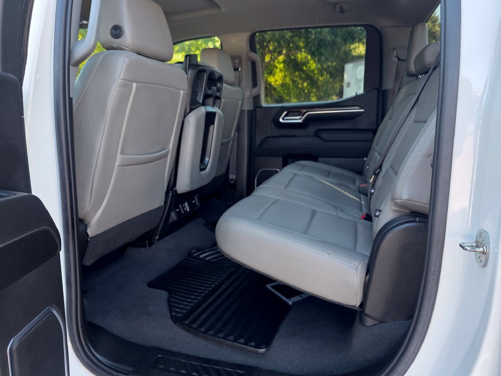 Certified 2023 Chevrolet Silverado 1500 RST AWD/4WD image 28