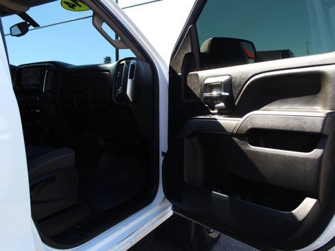 Used 2014 Chevrolet Silverado 1500 LT w/ LT Convenience Package image 19