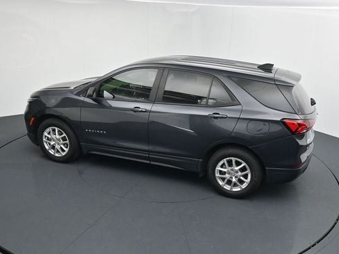Used 2022 Chevrolet Equinox LS w/ LS Convenience Package FWD image 31