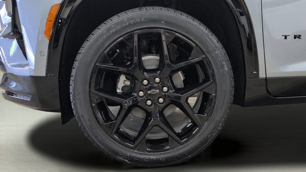 New 2026 Chevrolet Traverse RS FWD image 32