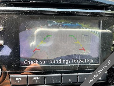 Used 2018 Nissan Rogue Sport S AWD/4WD image 19