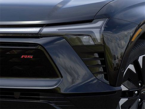 New 2026 Chevrolet Blazer EV RS image 10