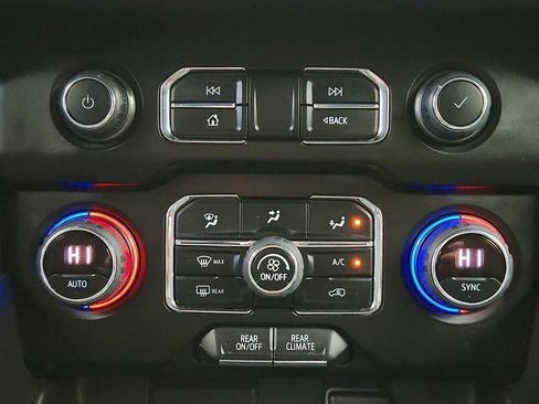 Used 2021 Chevrolet Tahoe LS image 17