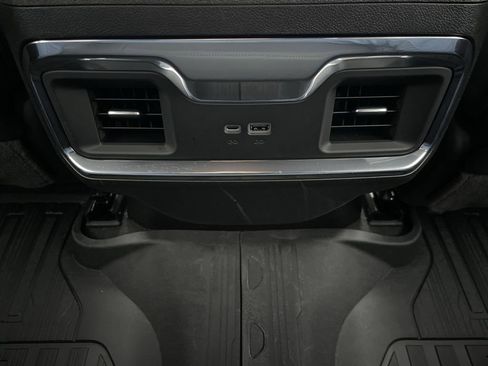 New 2026 GMC Sierra 1500 Elevation w/ Elevation Premium Package AWD/4WD image 22