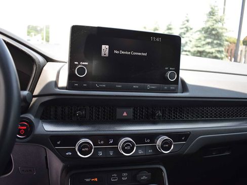 Used 2025 Honda CR-V Sport image 17