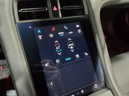 Used 2022 Porsche Taycan GTS image 43