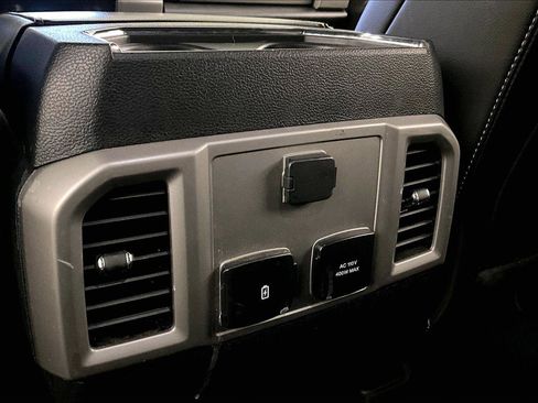 Certified 2020 Ford F250 Lariat w/ Lariat Ultimate Package image 32