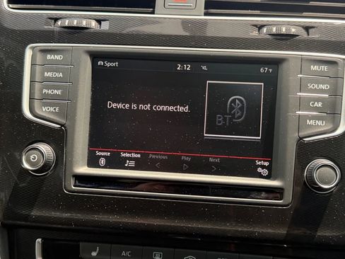 Used 2016 Volkswagen GTI SE FWD image 39