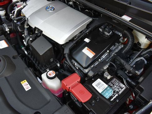 Used 2022 Toyota Prius LE image 52