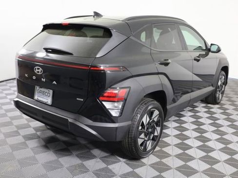 Certified 2024 Hyundai Kona SEL w/ Convenience Package AWD/4WD image 8