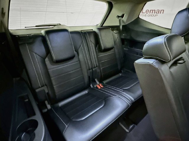Used 2024 Volkswagen Atlas SEL AWD/4WD image 28