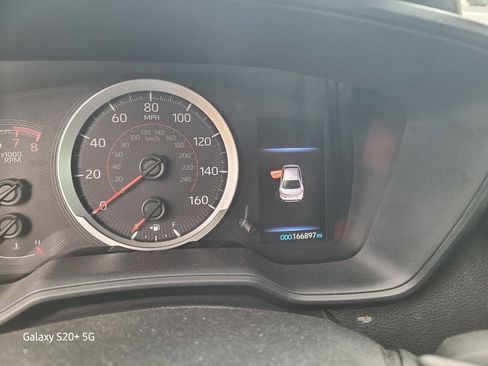 Used 2020 Toyota Corolla SE image 25