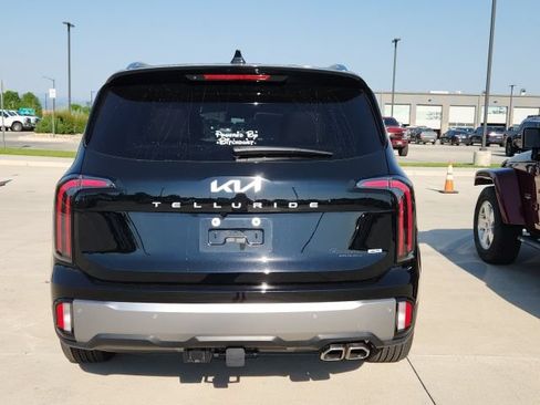 Used 2025 Kia Telluride SX Prestige AWD/4WD image 2