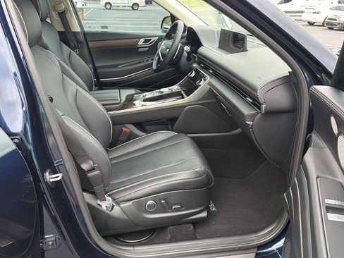 Used 2023 Genesis GV80 2.5T w/ Advanced Package AWD/4WD image 13