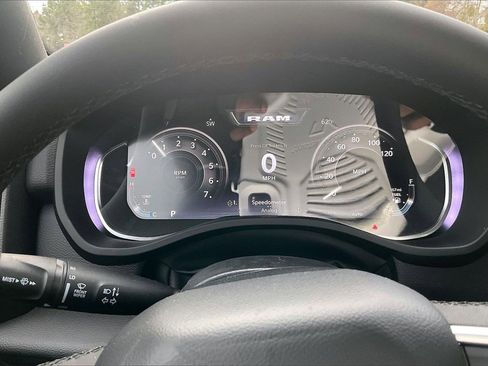 New 2026 RAM 1500 4x4 Crew Cab image 11