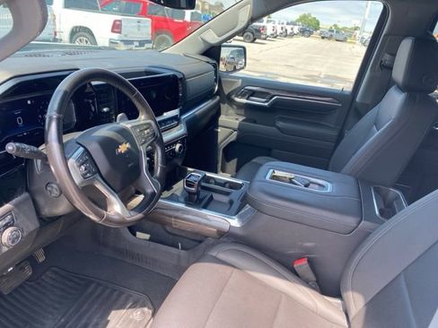 Used 2022 Chevrolet Silverado 1500 LTZ image 16