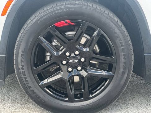 Used 2023 Chevrolet Traverse Premier w/ Redline Edition AWD/4WD image 25
