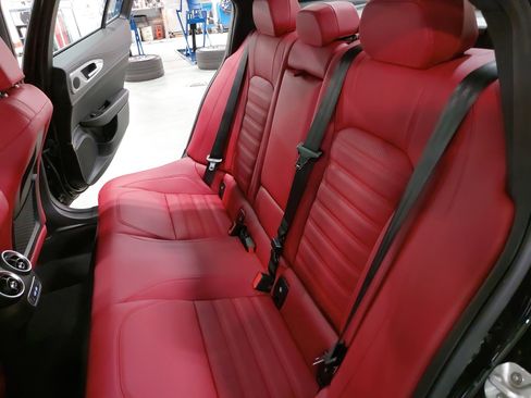 New 2025 Alfa Romeo Giulia w/ Veloce Package Rwd image 14