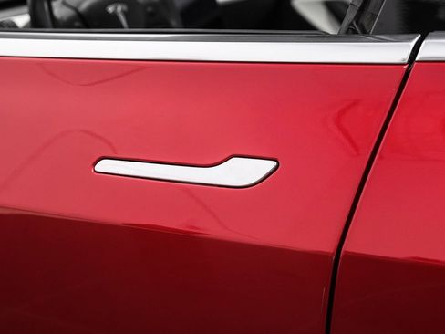 Used 2018 Tesla Model 3 Long Range image 40