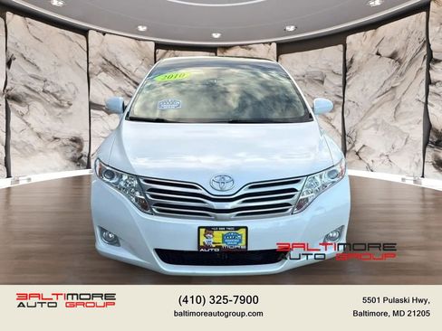 Used 2010 Toyota Venza AWD image 2