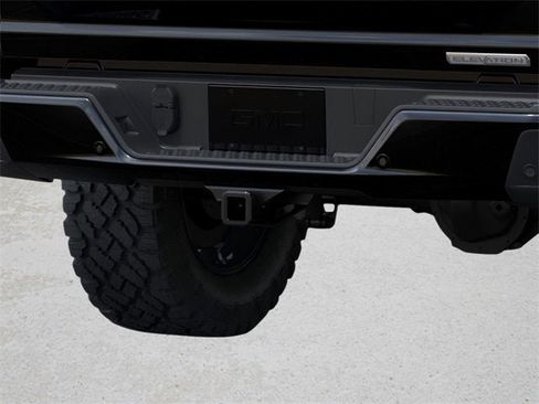 New 2025 GMC Canyon Elevation w/ Convenience Package image 14