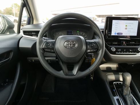 Used 2024 Toyota Corolla LE image 20