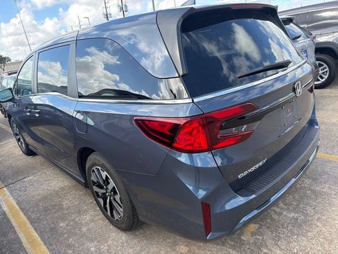 Used 2025 Honda Odyssey EX-L image 4