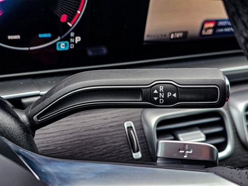 New 2026 Mercedes-Benz GLS 580 4MATIC image 26