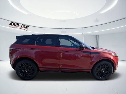 Used 2022 Land Rover Range Rover Evoque R-Dynamic SE AWD/4WD image 2
