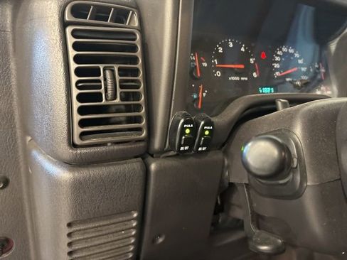 Used 2001 Jeep Wrangler Sport image 14