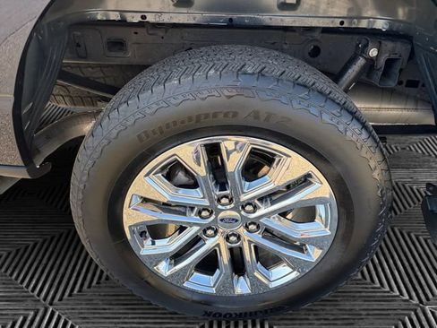 Used 2025 Ford F150 Lariat w/ Equipment Group 502A High AWD/4WD image 14