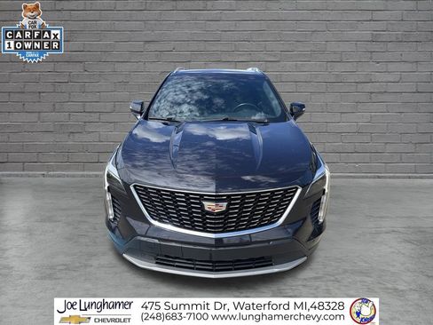 Used 2022 Cadillac XT4 Premium Luxury w/ Enhanced Visibility Package AWD/4WD image 9