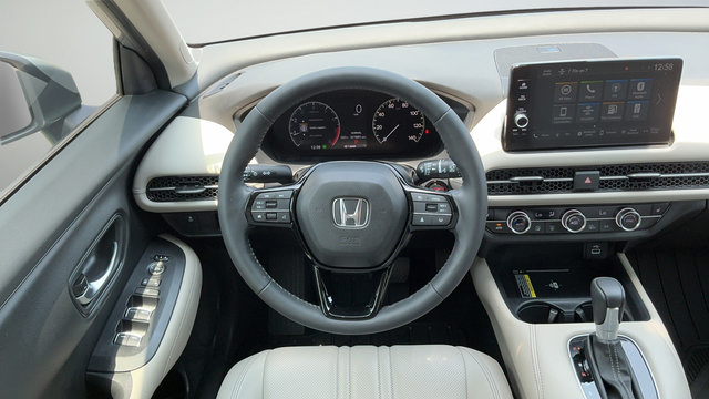 Used 2025 Honda HR-V EX-L image 10