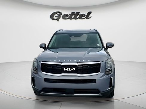 Used 2022 Kia Telluride S FWD image 2